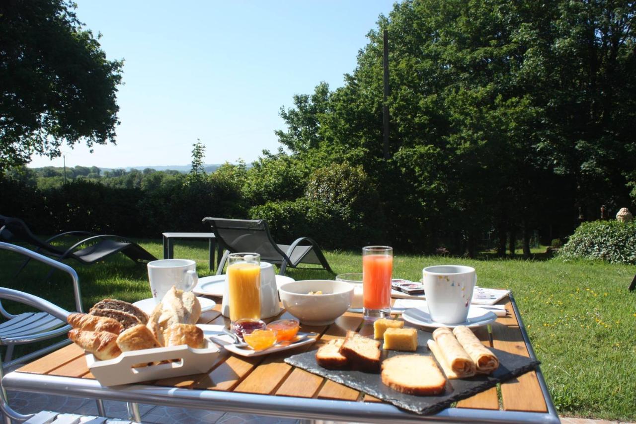 Latitude Ouest Hotel Restaurant & Spa Locronan Eksteriør bilde