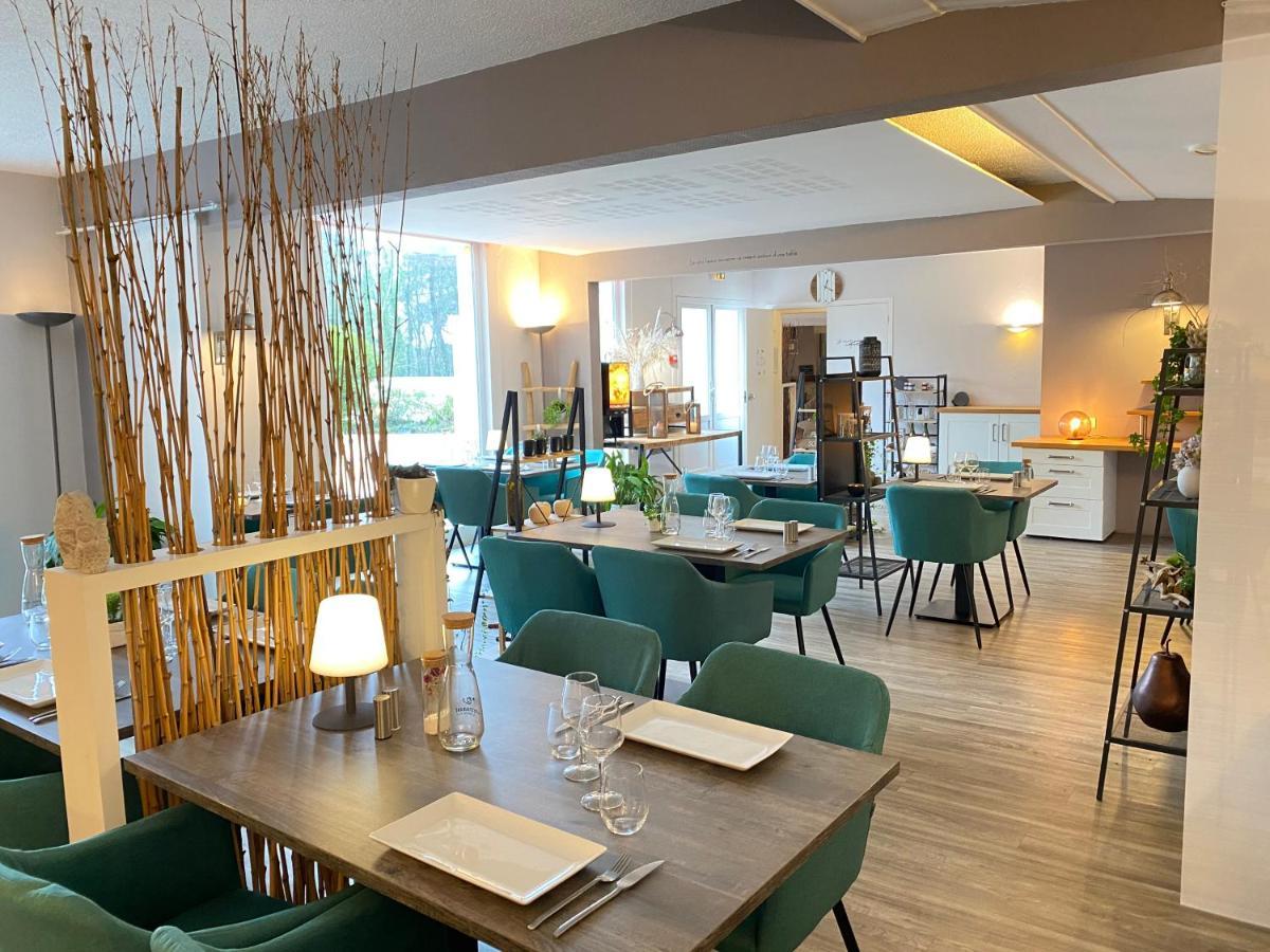 Latitude Ouest Hotel Restaurant & Spa Locronan Eksteriør bilde