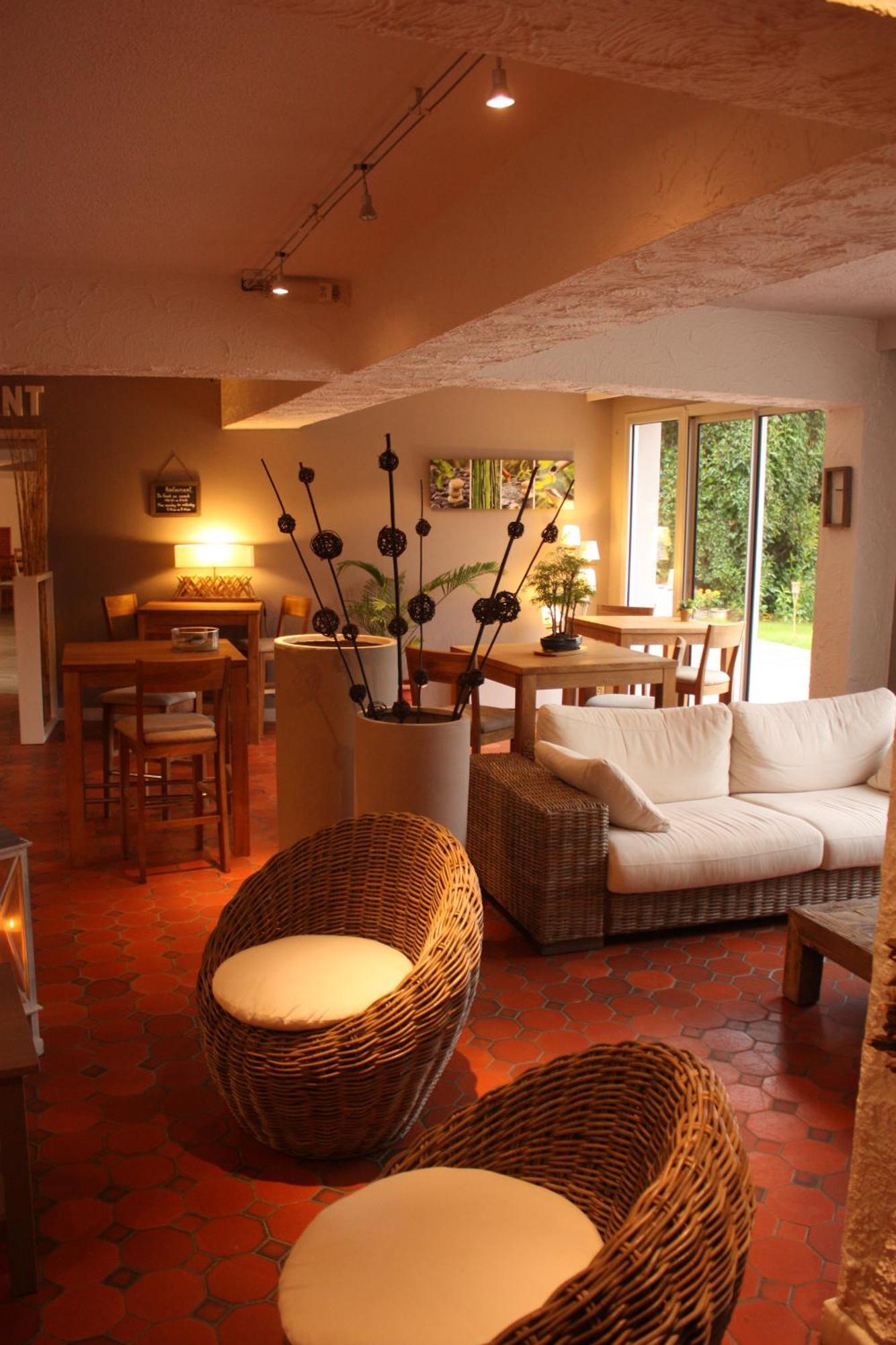 Latitude Ouest Hotel Restaurant & Spa Locronan Eksteriør bilde