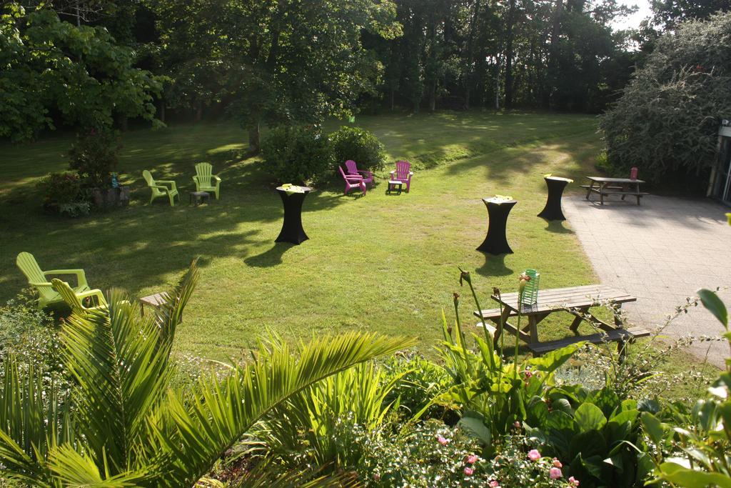 Latitude Ouest Hotel Restaurant & Spa Locronan Eksteriør bilde