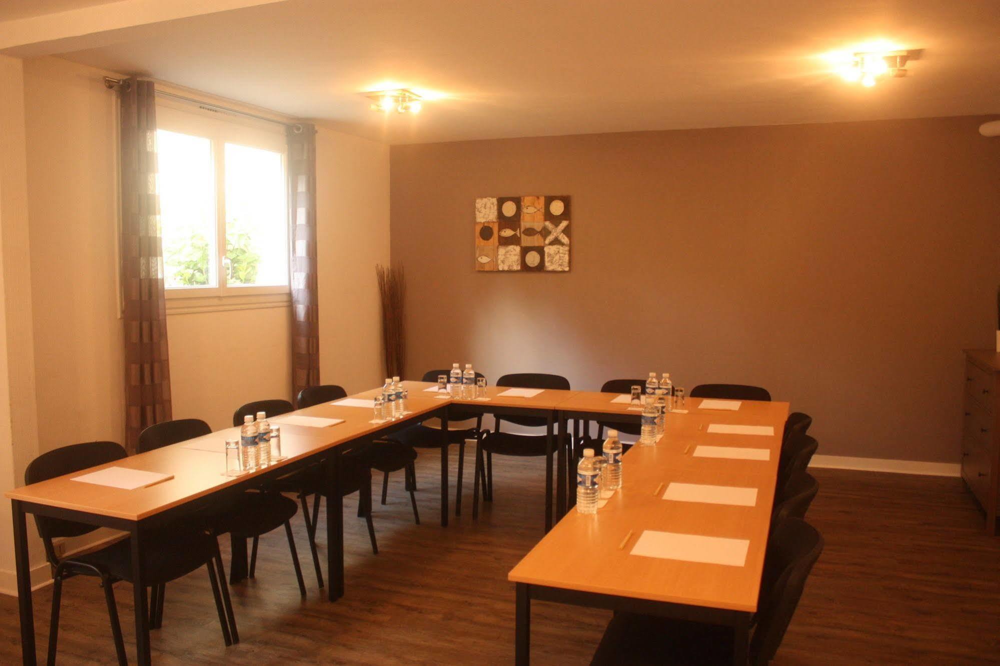 Latitude Ouest Hotel Restaurant & Spa Locronan Eksteriør bilde